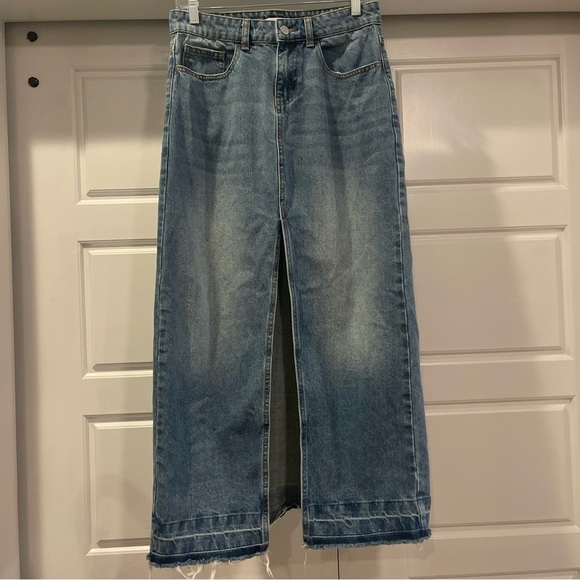 BDG by Urban Outfitters Denim Madi Skirt Size S/P - Picture 3 of 14